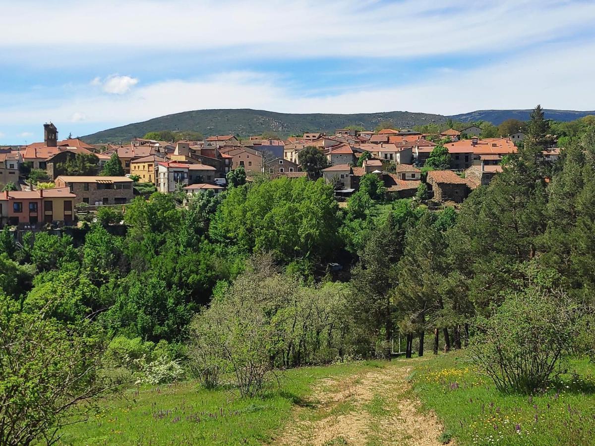 Casa Rural Fuente Del Arca Montejo Montejo de la Sierra Ngoại thất bức ảnh